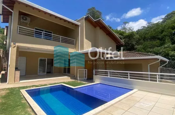 Lindo sobrado em condomínio fechado na cidade de Louveira, com excelente localização, proporcionando contato com a natureza, excelente qualidade de vida, além de estar próximo ao centro e principais vias de acesso. Conta com 3 suítes, varanda,  lavabo, ba - Foto 1