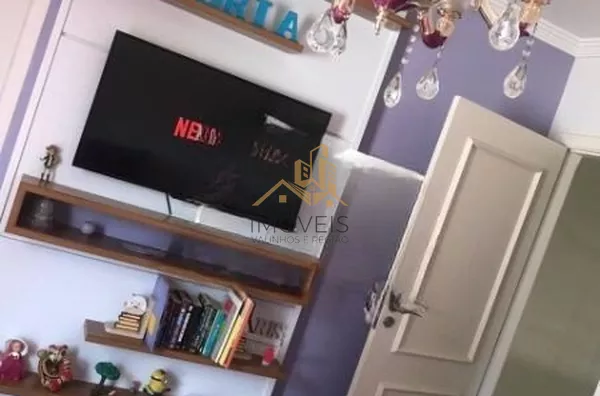 Linda casa em condomínio fechado de alto padrão na cidade de Vinhedo com 4 suítes, sendo no piso térreo uma suíte master com closet e hidromassagem e ar condicionado, sala ampla com lareira , escritório, lavabo, ampla cozinha planejada com copa, despensa, - Foto 21