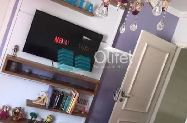 Linda casa em condomínio fechado de alto padrão na cidade de Vinhedo com 4 suítes, sendo no piso térreo uma suíte master com closet e hidromassagem e ar condicionado, sala ampla com lareira , escritório, lavabo, ampla cozinha planejada com copa, despensa, - Foto 21