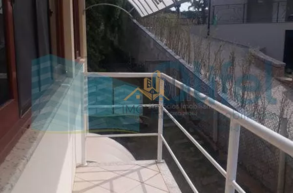 Excelente sobrado na cidade de  Louveira, com 4 dormitórios, sendo 1 suíte master com closet, banheiro social, quartos avarandados, lavabo, ampla sala de estar, jantar e mezanino, escritório, cozinha, copa, lavanderia, despensa, área gourmet com churrasqu - Foto 13
