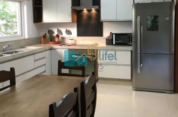 Imagine morar em uma casa, estilo " casa de campo", espaçosa, ambientes  amplos , arejados,  aconchegante, rodeada de natureza, ambientes integrados e com muita qualidade de vida.   Chácara com  2.502m2 de terreno plano, impecável, acabamento de ótima qua - Foto 10