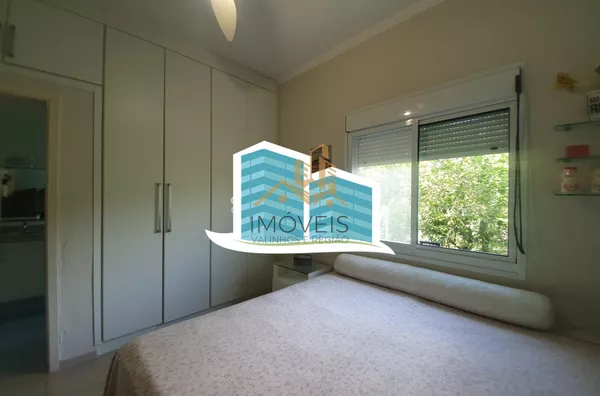 Excelente casa, com ótima metragem em um dos condomínios conhecidos pela sua imensa área verde e beleza, excelente localização na cidade de Vinhedo. A casa foi construída em um terreno praticamente plano, opção ideal para quem busca acessibilidade. A casa - Foto 31