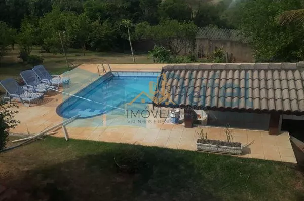 Excelente sobrado na cidade de  Louveira, com 4 dormitórios, sendo 1 suíte master com closet, banheiro social, quartos avarandados, lavabo, ampla sala de estar, jantar e mezanino, escritório, cozinha, copa, lavanderia, despensa, área gourmet com churrasqu - Foto 32