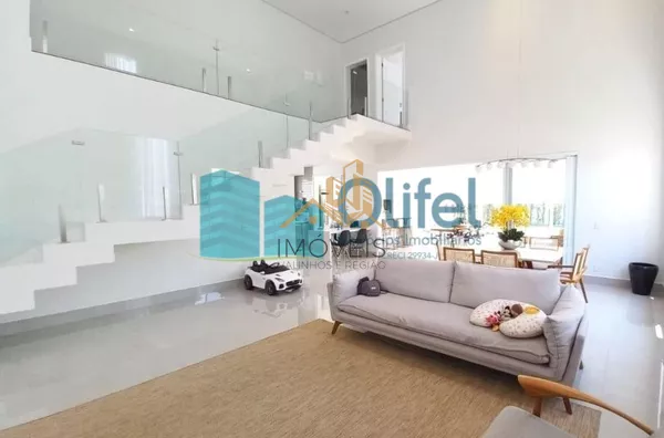 Lindo sobrado com excelente acabamento no  condomínio  Santa Isabel na cidade de Louveira com bastante verde, ideal para quem busca tranquilidade para a família e os amigos.  A casa conta com 3 suítes, sala ampla com pé direito duplo, cozinha rica em armá - Foto 20