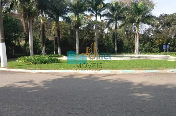 Terreno dentro de condomínio fechado, próximo ao centro da cidade, com topografia privilegiada, projeto  aprovado junto ao condomínio e prefeitura para constução de casa com 206 m² de área útil. Condomínio com Piscina, Churrasqueiras, Quadras de Tênis, Qu - Foto 10