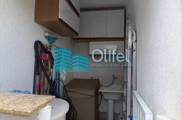 Excelente sobrado em condomínio fechado na cidade de Louveira. Ótimo acabamento, espaços amplos e confortáveis, ampla área gourmet com piscina.  Imóvel apto para financiamento.   Agende sua Visita - Foto 14