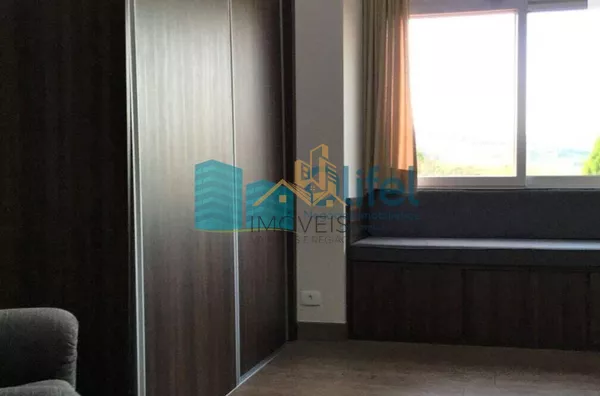 Imagine morar em uma casa, estilo " casa de campo", espaçosa, ambientes  amplos , arejados,  aconchegante, rodeada de natureza, ambientes integrados e com muita qualidade de vida.   Chácara com  2.502m2 de terreno plano, impecável, acabamento de ótima qua - Foto 7