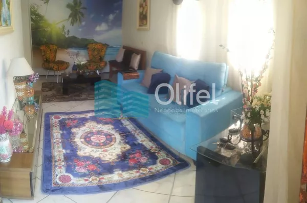 Excelente sobrado em bairro residencial próximo ao centro na cidade de Louveira, com 3 suítes com planejados, avarandada, 2 amplas salas, cozinha planejada, área gourmet com churrasqueira, quintal, 2 vagas de garagem.  Agende a sua visita. - Foto 3