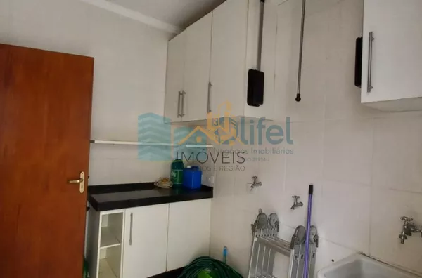 Excelente apartamento no centro da cidade de Louveira,  com 2 dormitórios, sendo 1 suíte com armário, sacada, banheiro social, ampla sala com 2 ambientes, cozinha planejada, lavanderia, vaga de garagem coberta, elevador, piscina e salão de festas.  Próxim - Foto 6