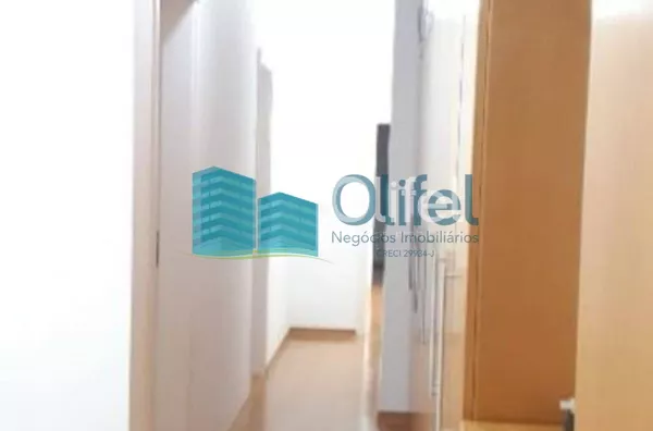 Excelente casa térrea em condomínio fechado na cidade de Louveira, com  3 suítes sendo 1 master com closet, sala de jantar, sala de estar , sala de TV, escritório, cozinha com armários , área de serviço com banheiro, churrasqueira e garagem  coberta para - Foto 5