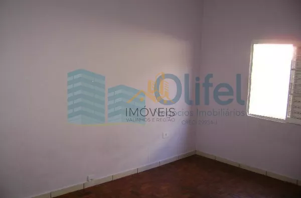 Linda casa que se encontra na cidade de vinhedo, venha conhecer e se encantar com a qualidade de vida!!!! - Foto 3