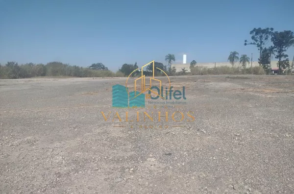 Excelente área  comercial com 20.000m² na cidade de Louveira. Boa localização com fácil acesso as principais vias de acesso.  Vale a pena conferir!!