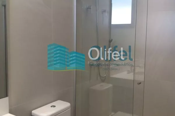 Excelente sobrado na cidade de  Louveira, com 4 dormitórios, sendo 1 suíte master com closet, banheiro social, quartos avarandados, lavabo, ampla sala de estar, jantar e mezanino, escritório, cozinha, copa, lavanderia, despensa, área gourmet com churrasqu - Foto 29
