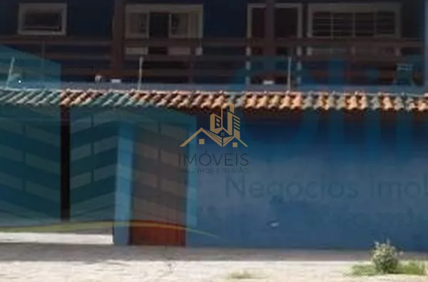 Casa sobrado, 3 quartos, sendo 1 suíte, 2 banheiros, sala de jantar e estar, cozinha, área de serviço, madeira lateral e frontal de primeira qualidade com casa semi nova, único dono, bairro tranquilo em excelente bairro de Vinhedo. Área de lazer para faze - Foto 1