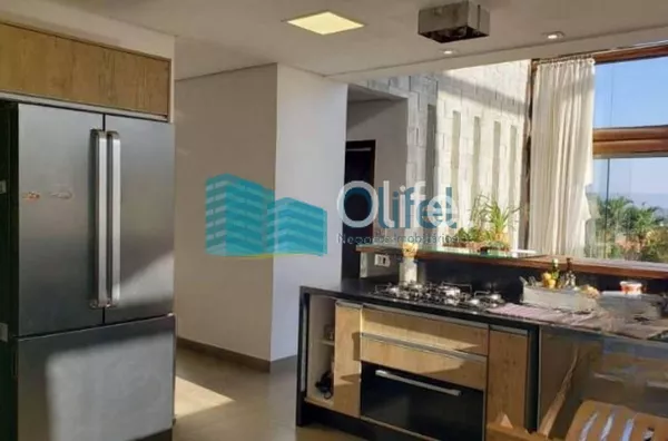 Casa à venda com 5 suítes em  condomínio de alto padrão na cidade de Louveira.  Lindo sobrado moderno e com fino acabamento, são 760m² de construção em um terreno de 1.890m², o andar superior oferece 3 suítes sendo a master com closet e banheira com hidro - Foto 6