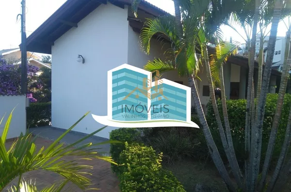 Casa térrea  em condomínio na cidade de Valinhos, contendo apenas escada para  acesso à casa. Localizada  região do Paiquerê, próximo ao Colégio Porto Seguro, Shopping Valinhos. Imóvel  com 3 dormitórios, sendo 1 suíte, todos com armários e ar condicionad - Foto 22