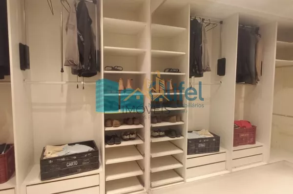 Para você que busca em apenas um lugar, qualidade de vida, conforto, espaço, excelente localização, seja para morar ou passar finais de semana com a família e amigos, apresento esta chácara localizada em um local apenas de chácaras, próximo ao centro da c - Foto 18