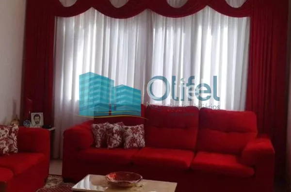 Excelente casa térrea em condomínio fechado com portaria 24hs, segurança com ronda e área de lazer, além de muito verde em suas ruas. Boa localização dentro do condomínio  com  frente para 2 ruas. Casa toda climatizada , sendo 3 suítes, todas com ar condi - Foto 25