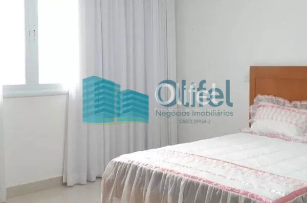 Excelente casa térrea em condomínio fechado com portaria 24hs, segurança com ronda e área de lazer, além de muito verde em suas ruas. Boa localização dentro do condomínio  com  frente para 2 ruas. Casa toda climatizada , sendo 3 suítes, todas com ar condi - Foto 14