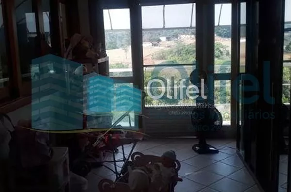 Excelente sobrado na cidade de  Louveira, com 4 dormitórios, sendo 1 suíte master com closet, banheiro social, quartos avarandados, lavabo, ampla sala de estar, jantar e mezanino, escritório, cozinha, copa, lavanderia, despensa, área gourmet com churrasqu - Foto 22