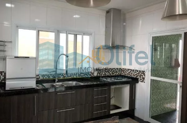 Sobrado em condomínio na cidade de Louveira,  com 3 dormitórios, 2 suítes, sendo 1 master com closet, escritório, sala 3 ambientes, home theater, ampla cozinha rica em armários, despensa, lavanderia, área gourmet com varanda, piscina aquecida, todo piso e - Foto 14
