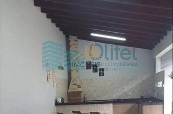 Ótima casa em bairro tranquilo na cidade de Louveira com 3 dormitórios sendo 1 suíte, sala 2 ambientes, cozinha americana com armários, edícula com churrasqueira gourmet e banheiro, quintal e garagem para 4 carros. - Foto 12
