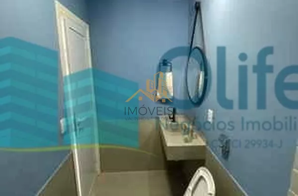 Excelente casa com 306 m², no melhor condomínio de Louveira, 01 suíte máster (closet e banho amplos com varanda + 02 dormitórios amplos, sala ampla e sala de jantar. Todos ambientes com ar condicionado novo. Cozinha, despensa, lavanderia, escritório e áre - Foto 20