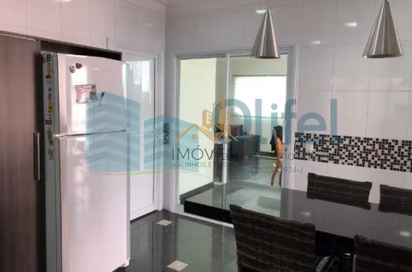 Sobrado em condomínio na cidade de Louveira,  com 3 dormitórios, 2 suítes, sendo 1 master com closet, escritório, sala 3 ambientes, home theater, ampla cozinha rica em armários, despensa, lavanderia, área gourmet com varanda, piscina aquecida, todo piso e - Foto 13