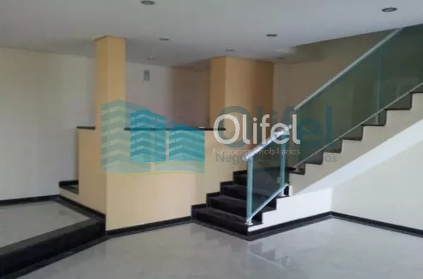 Casa à venda no Condomínio Jardim Botânico em Sousas. Com uma vista espetacular, ambientes espaçosos reformados e modernos. Construção sólida com 5 excelentes suítes.  Casa toda pensada em mobilidade e com elevador. Uma casa diferenciada e com vista magní - Foto 21