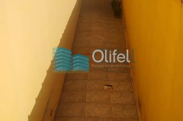 Excelente sobrado em bairro residencial próximo ao centro na cidade de Louveira, com 3 suítes com planejados, avarandada, 2 amplas salas, cozinha planejada, área gourmet com churrasqueira, quintal, 2 vagas de garagem.  Agende a sua visita. - Foto 23