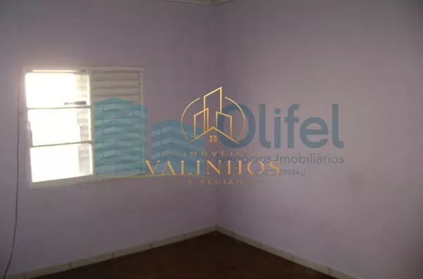 Linda casa que se encontra na cidade de vinhedo, venha conhecer e se encantar com a qualidade de vida!!!!
