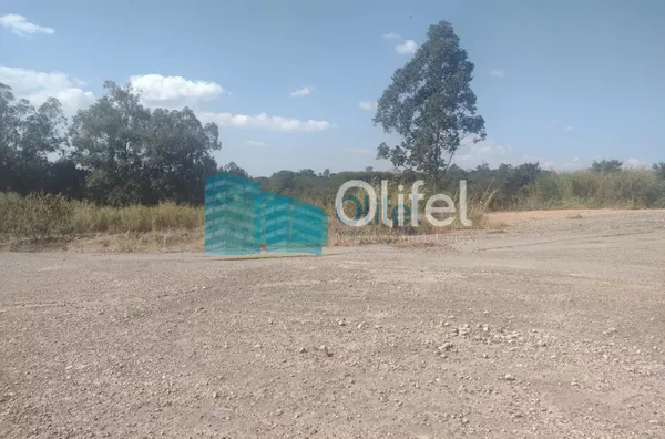 Excelente área  comercial com 20.000m² na cidade de Louveira. Boa localização com fácil acesso as principais vias de acesso.  Vale a pena conferir!! - Foto 6