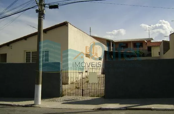 Linda casa que se encontra na cidade de vinhedo, venha conhecer e se encantar com a qualidade de vida!!!! - Foto 1