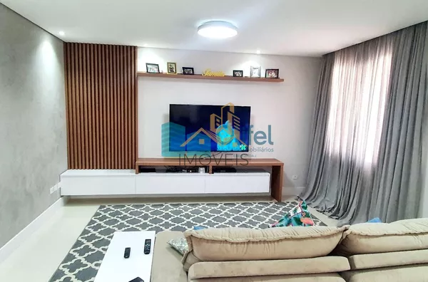 Excelente casa com 306 m², no melhor condomínio de Louveira, 01 suíte máster (closet e banho amplos com varanda + 02 dormitórios amplos, sala ampla e sala de jantar. Todos ambientes com ar condicionado novo. Cozinha, despensa, lavanderia, escritório e áre - Foto 29