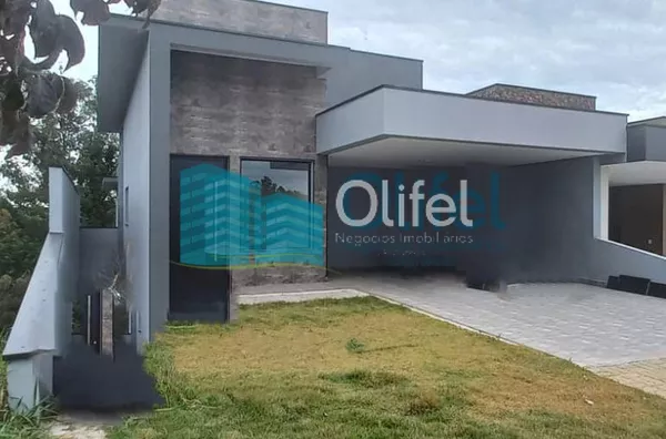 Excelente casa nova, assobradada,  em condomínio fechado na cidade de  Louveira. Condomínio conta com lazer completo com salão de festas, piscina, playground, campo de futebol, churrasqueira, academia, salão de jogos, brinquedoteca. redário, pet play, ves - Foto 1