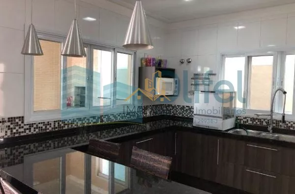 Sobrado em condomínio na cidade de Louveira,  com 3 dormitórios, 2 suítes, sendo 1 master com closet, escritório, sala 3 ambientes, home theater, ampla cozinha rica em armários, despensa, lavanderia, área gourmet com varanda, piscina aquecida, todo piso e - Foto 16