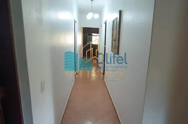 Excelente Chácara com 4 dormitórios à venda, 20.000 m² por R$ 2.350.000 - Monterrey - Louveira/SP  Se você procura para sua família um lugar cercado de muito verde, asfaltado, próximo a rodovia otima localização. Este lugar é um paraíso, para você desfrut