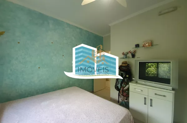 Excelente casa, com ótima metragem em um dos condomínios conhecidos pela sua imensa área verde e beleza, excelente localização na cidade de Vinhedo. A casa foi construída em um terreno praticamente plano, opção ideal para quem busca acessibilidade. A casa - Foto 34