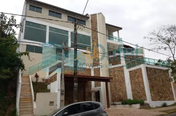Casa à venda no Condomínio Jardim Botânico em Sousas. Com uma vista espetacular, ambientes espaçosos reformados e modernos. Construção sólida com 5 excelentes suítes.  Casa toda pensada em mobilidade e com elevador. Uma casa diferenciada e com vista magní - Foto 12