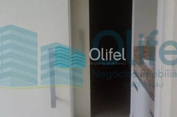 Excelente casa térrea com 3 dormitórios , sendo 1 suíte e 2 dormitórios com suíte americana (banheiro com entrada para dos 2 dormitórios, lavabo, escritório, ampla cozinha com armários, despensa, lavanderia, quintal com churrasqueira com armário e pia, ba - Foto 13