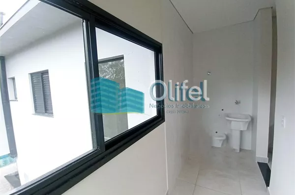 Excelente casa nova, assobradada,  em condomínio fechado na cidade de  Louveira. Condomínio conta com lazer completo com salão de festas, piscina, playground, campo de futebol, churrasqueira, academia, salão de jogos, brinquedoteca. redário, pet play, ves - Foto 12