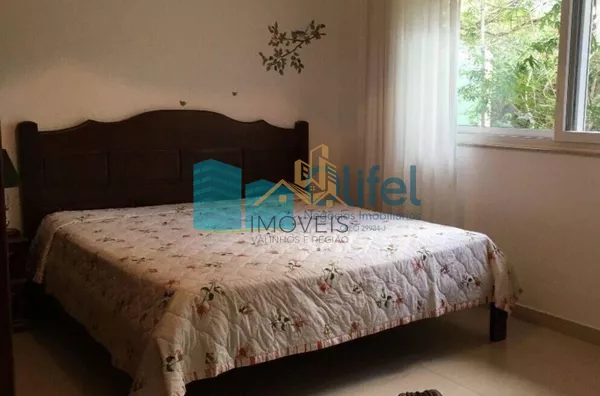 Imagine morar em uma casa, estilo " casa de campo", espaçosa, ambientes  amplos , arejados,  aconchegante, rodeada de natureza, ambientes integrados e com muita qualidade de vida.   Chácara com  2.502m2 de terreno plano, impecável, acabamento de ótima qua - Foto 35