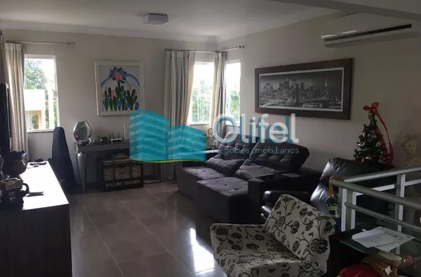 Excelente imóvel em condomínio fechado na cidade de Louveira com 3 dormitórios, sendo 1 suíte com closet. Casa rica em armários. Sala 2 ambientes, cozinha planejada, lavabo, área de serviço e edícula com churrasqueira, jacuzzi, 2 vagas de garagem cobertas - Foto 17