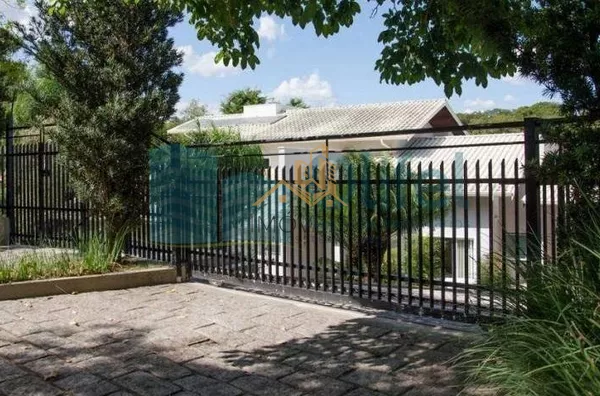 Casa residencial à venda, condomínio Estância Marambaia, Vinhedo. Maravilhosa casa, implantada em 4 lotes unificados que são passíveis de desmembramento, recentemente reformada, possui sala de estar com varanda e lago de carpas, sala de jantar, home theat - Foto 39