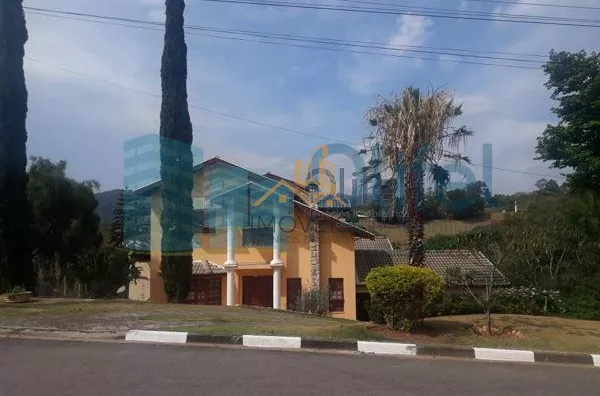 Excelente sobrado na cidade de  Louveira, com 4 dormitórios, sendo 1 suíte master com closet, banheiro social, quartos avarandados, lavabo, ampla sala de estar, jantar e mezanino, escritório, cozinha, copa, lavanderia, despensa, área gourmet com churrasqu - Foto 35