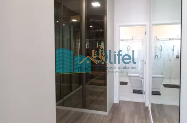 Lindo sobrado com excelente acabamento no  condomínio  Santa Isabel na cidade de Louveira com bastante verde, ideal para quem busca tranquilidade para a família e os amigos.  A casa conta com 3 suítes, sala ampla com pé direito duplo, cozinha rica em armá - Foto 4