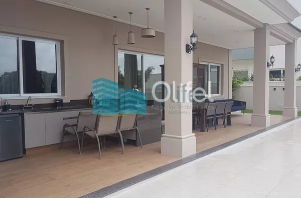 Lindíssima casa a venda estilo Neoclássico e recém construída no Condomínio Fazenda Serra Azul I na cidade de ItupevaTodos os revestimentos da casa são da Portobello, aquecimento solar em toda casa, 4000l de caixa dágua, armários da marca Florense, corti - Foto 3