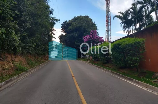 Terreno com excelente localização na Vila Omizollo em Louveira, próximo ao centro e principais comércios da cidade. Lote com 997,00m², com vizinhos definidos de ambos os lados.  **** Analisa proposta*** - Foto 1