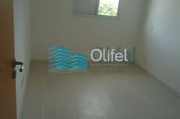 Descubra o encanto deste charmoso sobrado em um condomínio fechado em Valinhos. Com 5400m² de área verde, a casa oferece 3 dormitórios, suíte, quintal e muito mais. - Foto 15