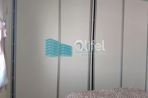 Excelente apartamento no centro da cidade de Louveira,  com 2 dormitórios, sendo 1 suíte com armário, sacada, banheiro social, ampla sala com 2 ambientes, cozinha planejada, lavanderia, vaga de garagem coberta, elevador, piscina e salão de festas.  Próxim - Foto 18